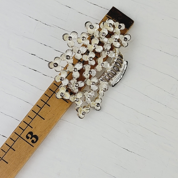 Vintage Enamel Baby's Breath Floral Brooch Pin 1960s - Picture 7 of 8